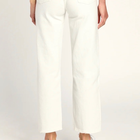 EUC LEVIS WEDGIE JEANS. FACTORY FREYED LEG HEM.SIZE 29. OFF WHITE COLORED - Picture 3 of 16